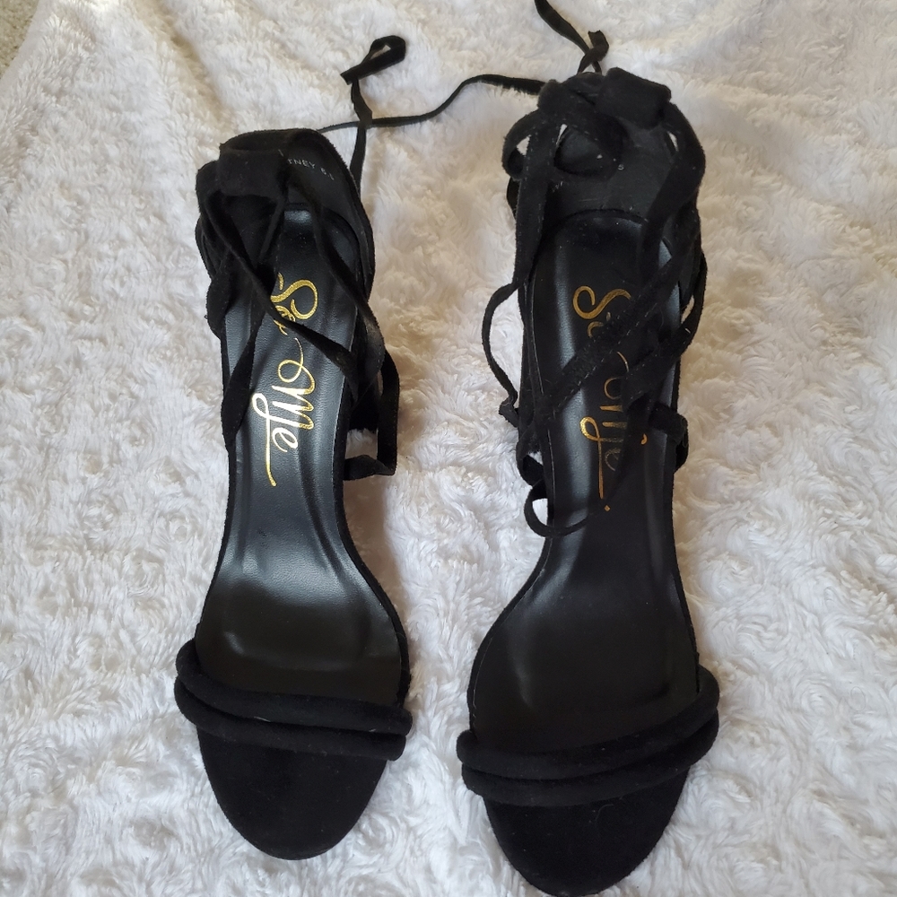 Womens shoes